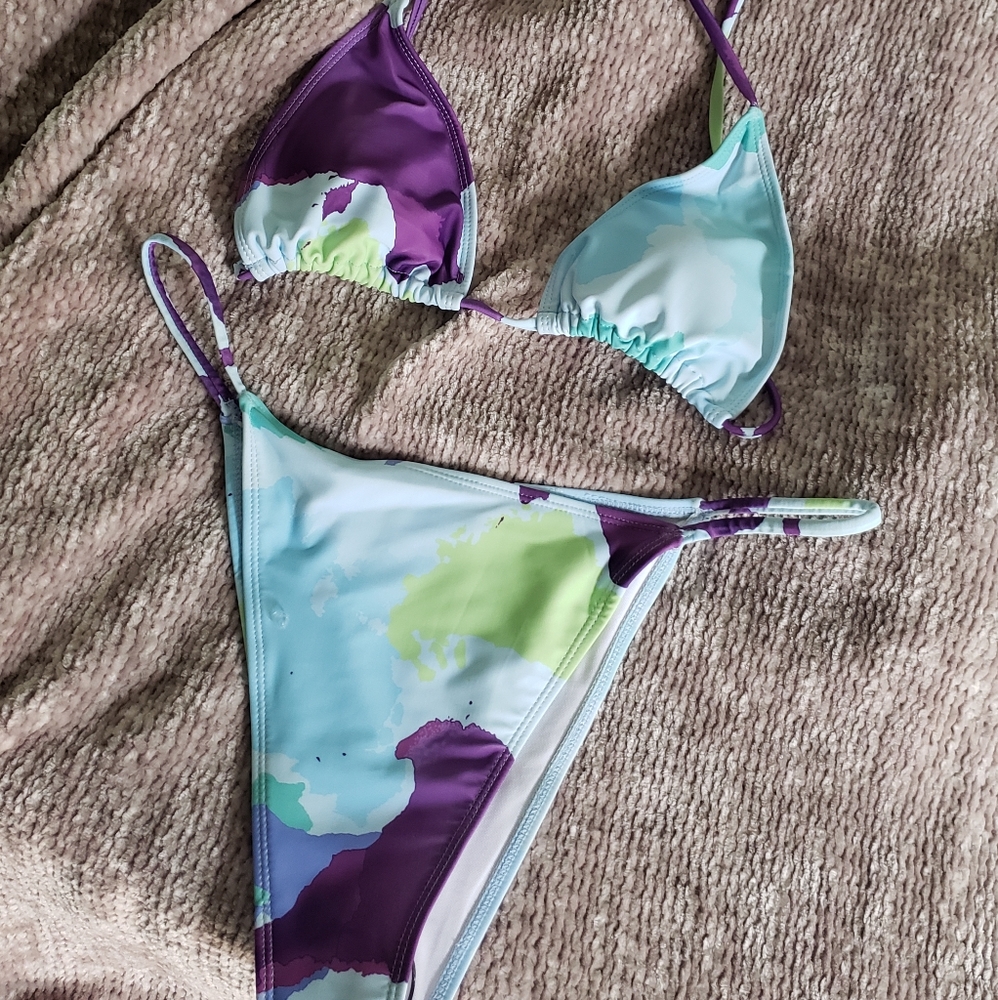 New Bikini set ..never worn